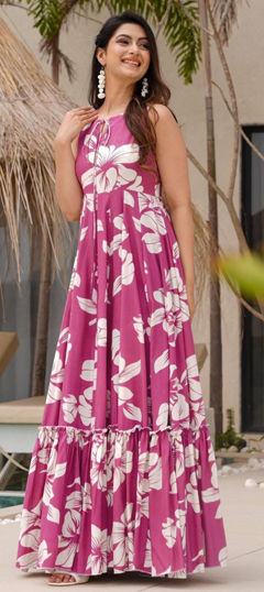 Pink and Majenta color Gown in Rayon fabric with Digital Print, Floral work