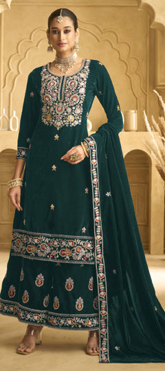 Green color Salwar Kameez in Velvet fabric with Embroidered, Sequence, Thread, Zari work