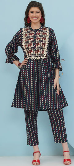 Blue color Co-ords Set in Cotton fabric with Printed work