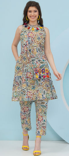 Multicolor color Co-ords Set in Cotton fabric with Floral, Sequence work