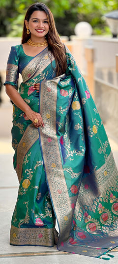 Green color Saree in Banarasi Silk fabric with Weaving, Zari work