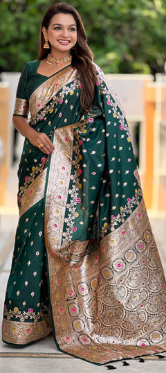 Green color Saree in Banarasi Silk fabric with Weaving, Zari work