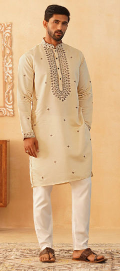 White and Off White color Kurta Pyjamas in Silk cotton fabric with Embroidered, Thread work