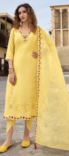 Yellow color Salwar Kameez in Viscose fabric with Bugle Beads, Embroidered, Thread work