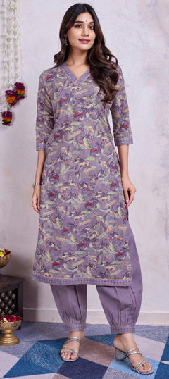 Purple and Violet color Salwar Kameez in Cotton fabric with Printed work