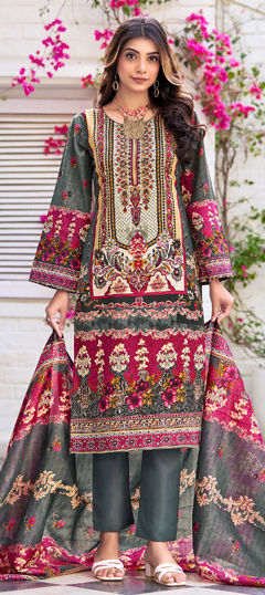 Black and Grey color Salwar Kameez in Blended Cotton fabric with Printed work