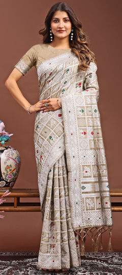 Beige and Brown color Saree in Cotton fabric with Weaving work