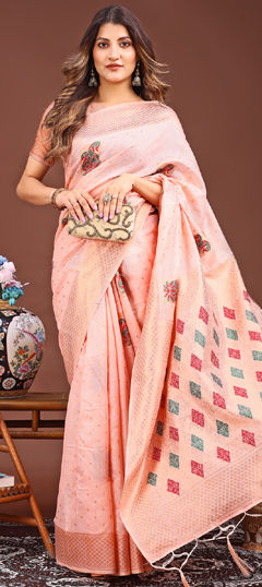 Pink and Majenta color Saree in Cotton fabric with Weaving work