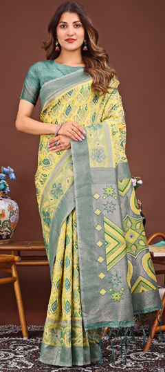 Yellow color Saree in Cotton fabric with Printed, Weaving work