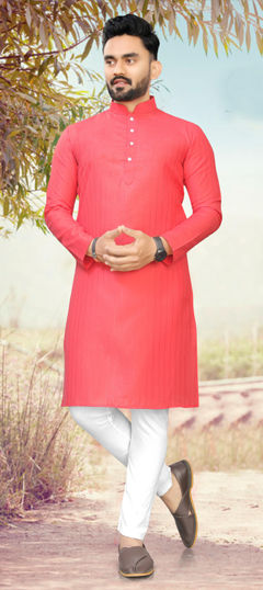 Pink and Majenta color Kurta Pyjamas in Cotton fabric with Weaving work