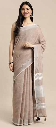 Beige and Brown color Saree in Cotton fabric with Printed work