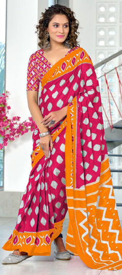 Pink and Majenta color Saree in Cotton fabric with Printed work