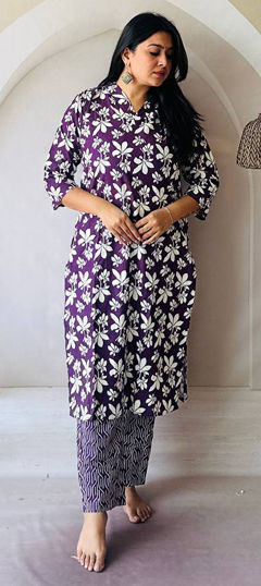 Purple and Violet color Salwar Kameez in Cotton fabric with Floral, Printed work