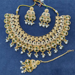 Gold Rodium Polish Green color Necklace in Copper, Metal Alloy studded with CZ Diamond, Pearl