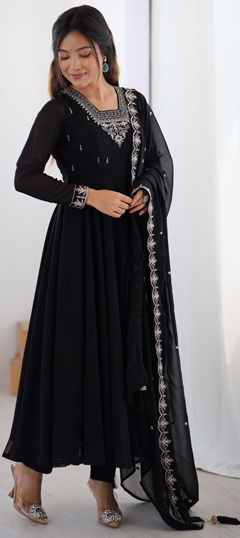 Black and Grey color Salwar Kameez in Faux Georgette fabric with Embroidered, Thread, Zari work