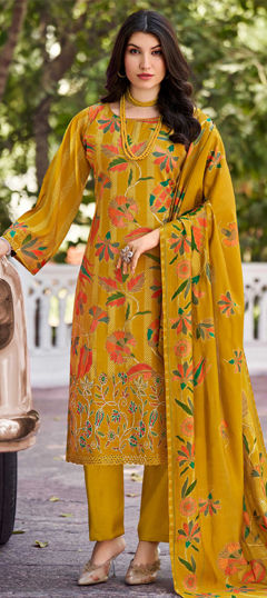 Yellow color Salwar Kameez in Muslin fabric with Digital Print, Floral, Resham, Thread work