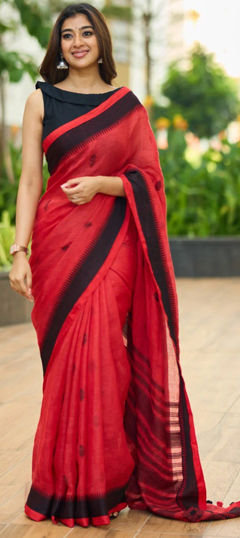 Red and Maroon color Saree in Linen fabric with Printed work