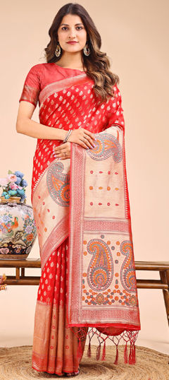 Red and Maroon color Saree in Linen fabric with Weaving work
