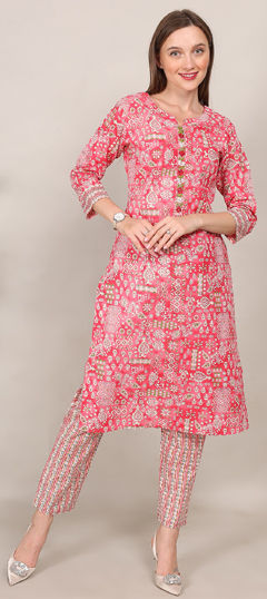 Pink and Majenta color Salwar Kameez in Cotton fabric with Printed, Resham, Thread work