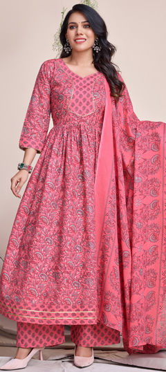 Pink and Majenta color Salwar Kameez in Cotton fabric with Floral, Gota Patti, Lace, Printed work