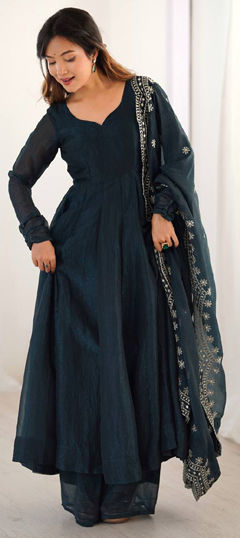 Blue color Salwar Kameez in Silk fabric with Thread work