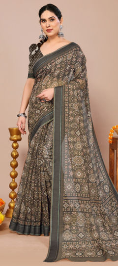 Beige and Brown color Saree in Blended Cotton fabric with Printed work