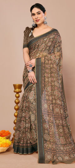 Beige and Brown color Saree in Blended Cotton fabric with Printed work