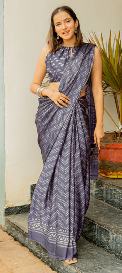 Purple and Violet color Saree in Chiffon fabric with Printed work