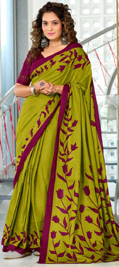 Green color Saree in Cotton fabric with Printed work