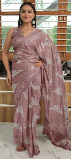Pink and Majenta color Saree in Chiffon fabric with Block Print work