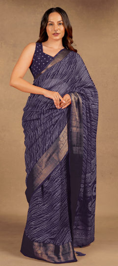 Purple and Violet color Saree in Blended Cotton fabric with Lehariya, Printed work