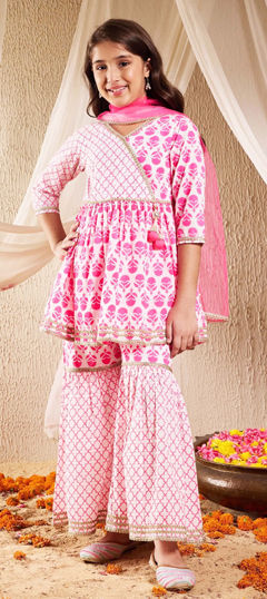 Pink and Majenta, White and Off White color Kids Salwar in Blended Cotton fabric with Bandhej, Gota Patti, Lehariya, Printed work