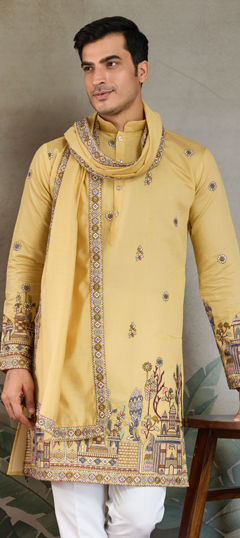 Yellow color Kurta in Viscose fabric with Embroidered, Sequence, Thread work