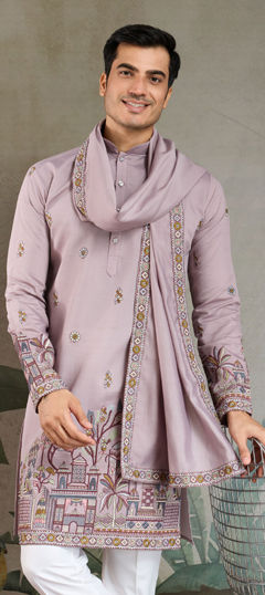 Pink and Majenta color Kurta in Viscose fabric with Embroidered, Sequence, Thread work