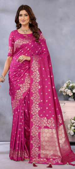 Pink and Majenta color Saree in Banarasi Silk fabric with Weaving work