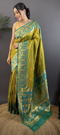Green color Saree in Banarasi Silk fabric with Weaving work