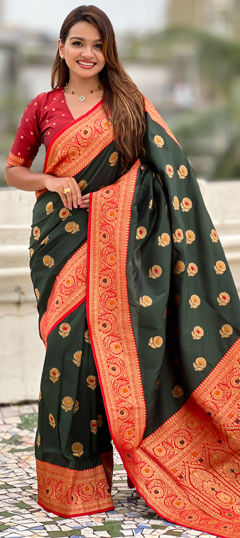 Green color Saree in Silk fabric with Weaving work