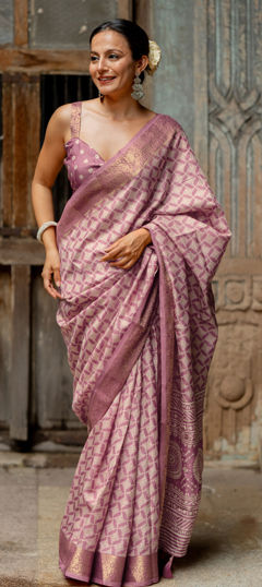 Pink and Majenta color Saree in Blended, Silk fabric with Printed work