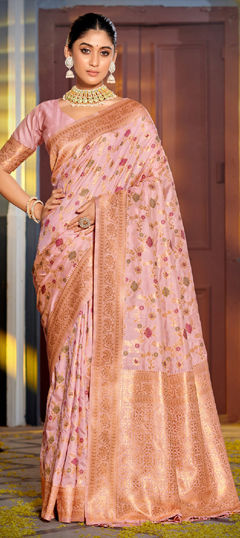 Pink and Majenta color Saree in Banarasi Silk fabric with Weaving, Zari work