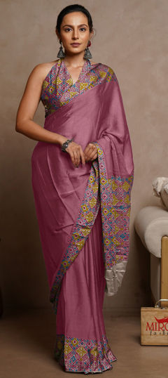 Pink and Majenta color Saree in Chiffon fabric with Printed work