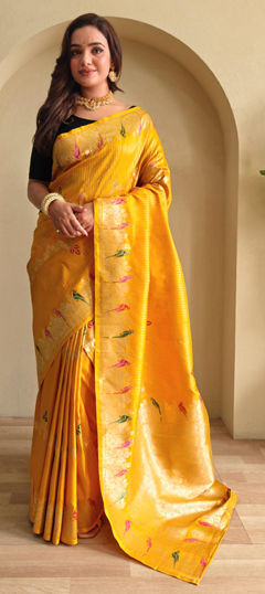 Green color Saree in Banarasi Silk fabric with Weaving, Zari work