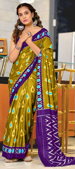 Green color Saree in Cotton fabric with Printed work