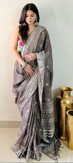 Black and Grey color Saree in Linen fabric with Digital Print work