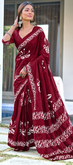 Red and Maroon color Saree in Cotton fabric with Printed work