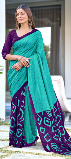 Green color Saree in Cotton fabric with Printed work