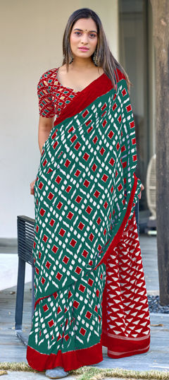 Green color Saree in Cotton, Malmal fabric with Printed work