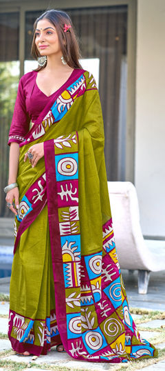 Green color Saree in Cotton, Malmal fabric with Printed work