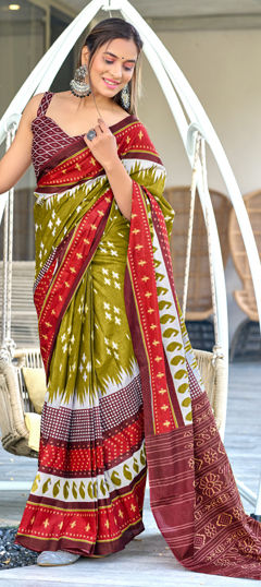 Green color Saree in Cotton fabric with Printed work