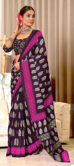 Purple and Violet color Saree in Cotton, Malmal fabric with Block Print work