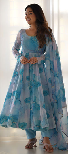 Multicolor color Salwar Kameez in Organza Silk fabric with Printed work